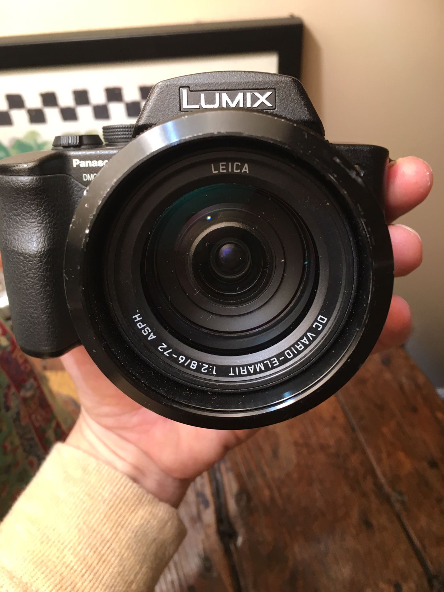 Panasonic LUMIX DMC-FZ20 5.0MP Digital Camera- Camera only- Accessories not included (battery charger/memory card)