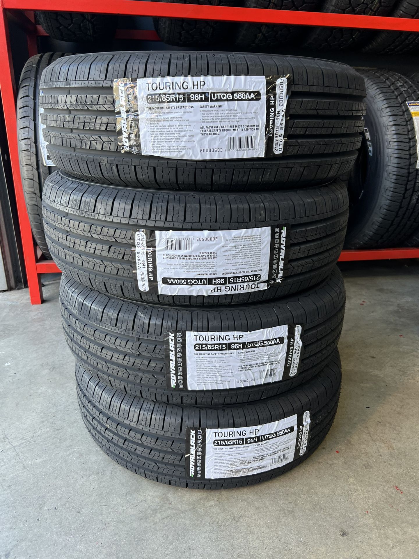 215 65 15 Royalblack touring hp