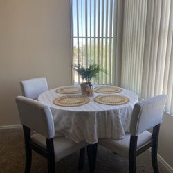 Dining Room Table With 3 Chairs