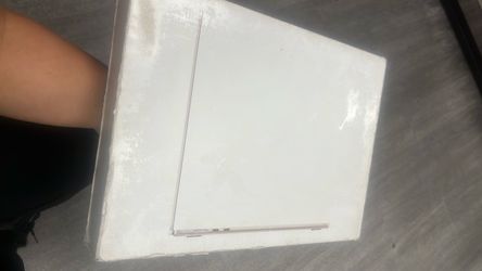 MacBook Air M2 8ram 512gb