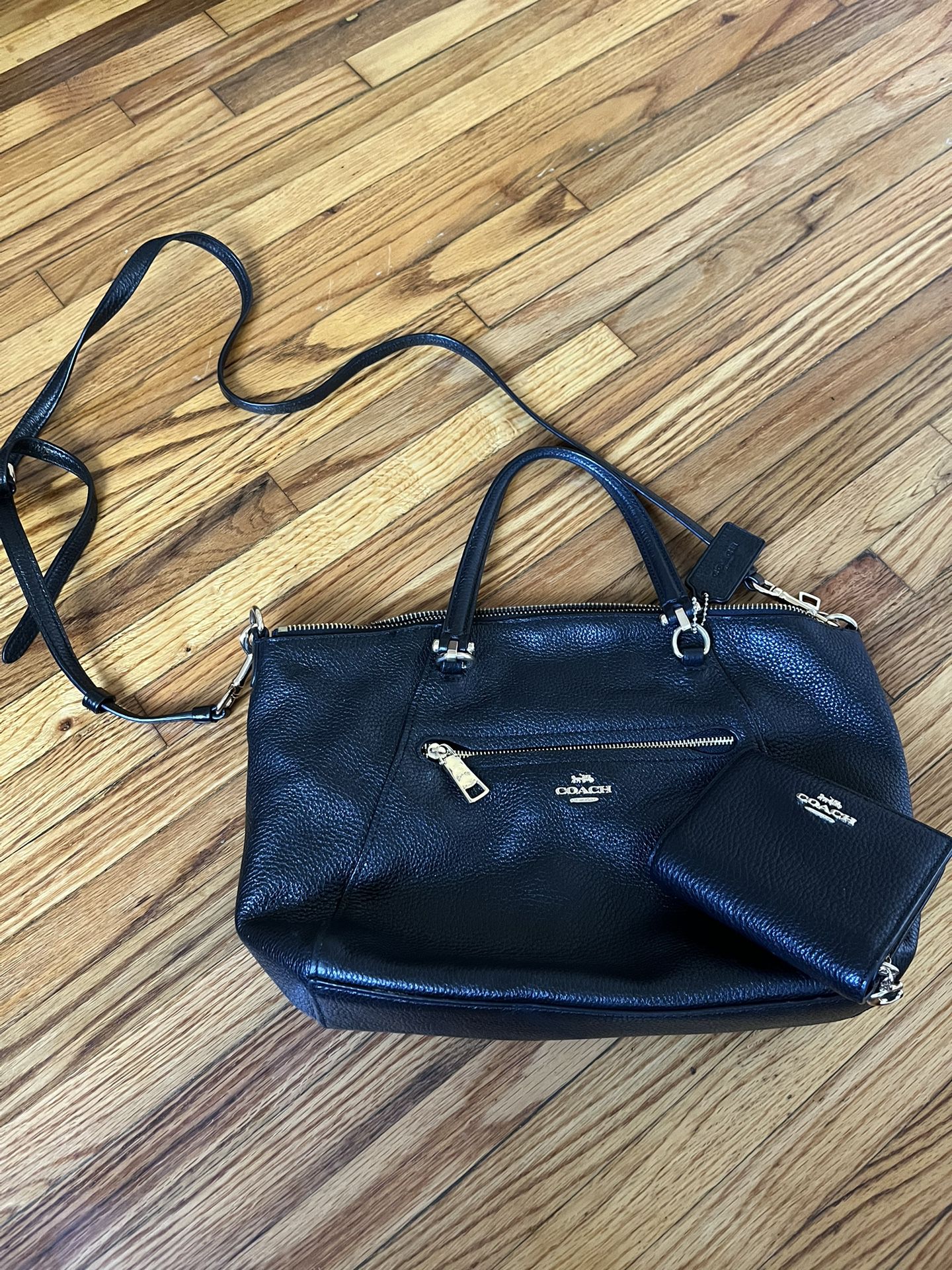 Black Leather Coach Purse And Wallet