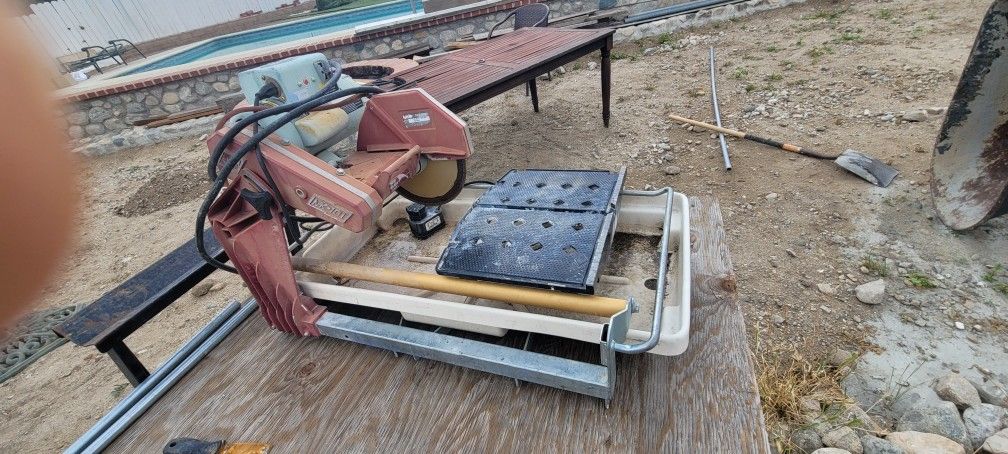 MK Tile Saw