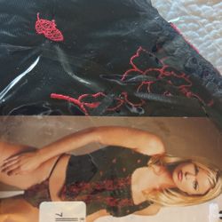 New Corset With Painties Size Medium 