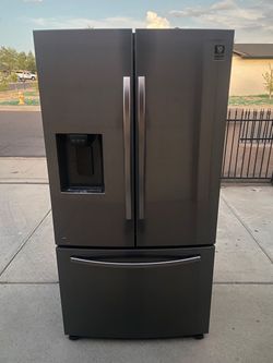 Refrigerator Samsung Stainless Steel black