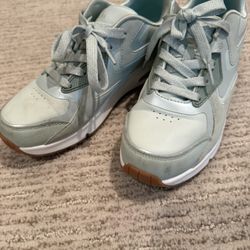 Sketchers - Mint Green & Sparkle - Size 4.5 Girls 