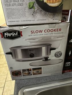 Slow cooker