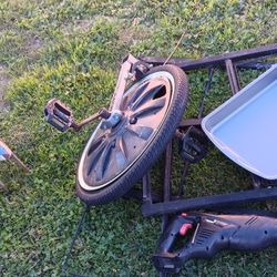 Free Metal Bike Plant Stanand 933 S. Virlee