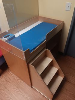 VERY NICE CHANGING TABLE FOR SALE