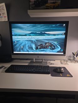 HP 27 Inch All In One Touchscreen PC