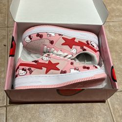 Hello Kitty Shoes 