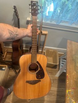 Used Yamaha FG700S