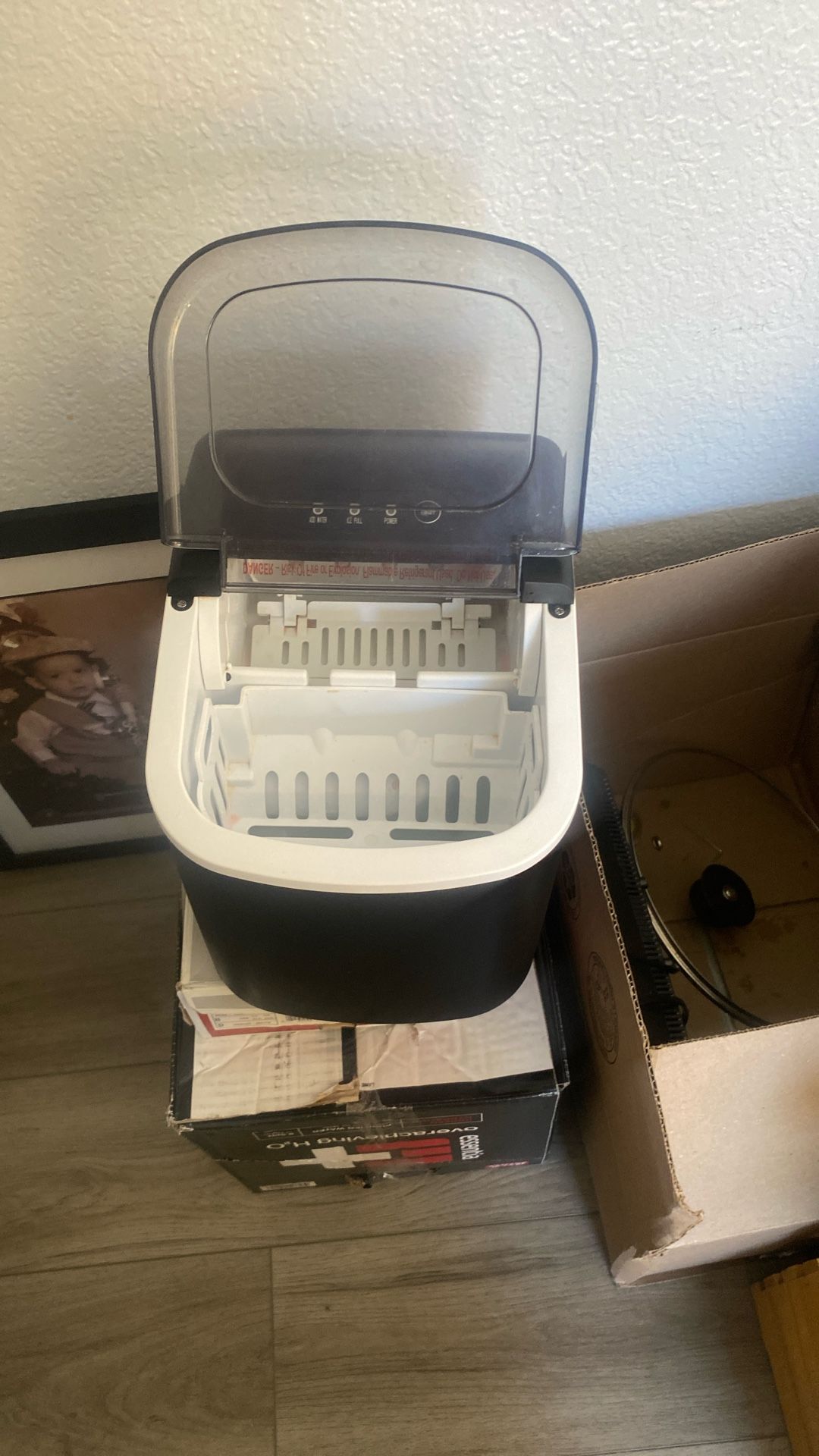 Ice Maker