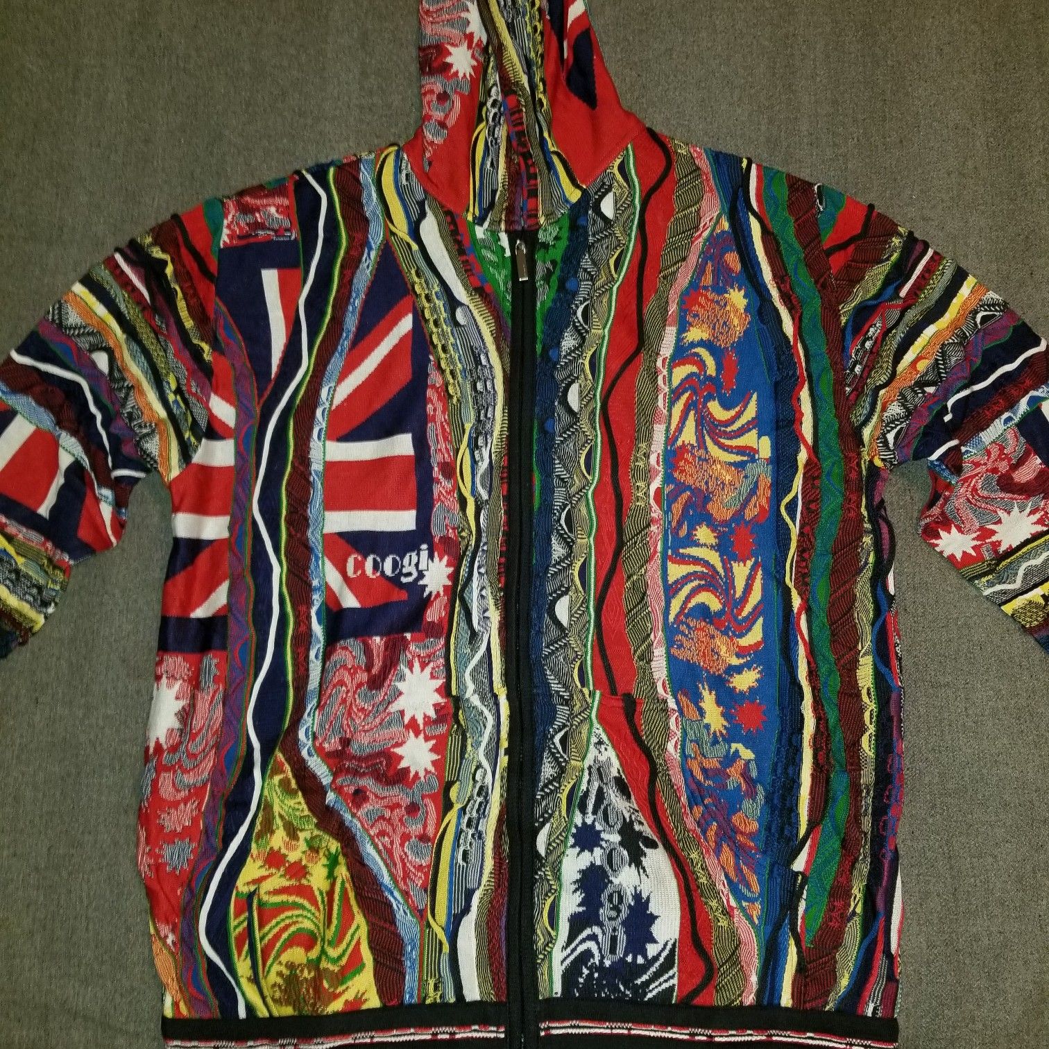 AUTHENTIC COOGI full zip hooded sweater, size 3XL