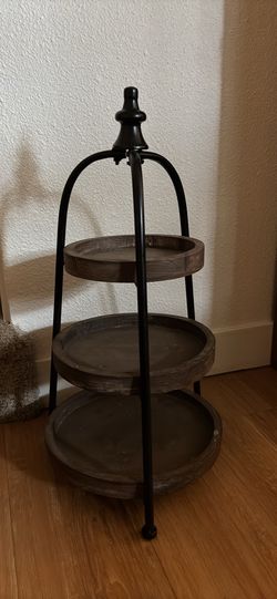Small 3 Tier Trinket Shelf