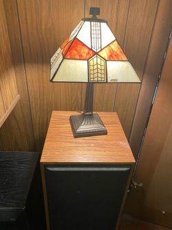 Stained glass lamp