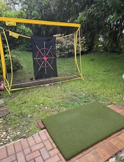 New in box Golf Hitting Net