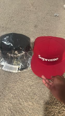 NEGOTIABLE OPEN TO OFFERS Grinch X Supreme New Era Box Logo Hats Bundle Navy Red