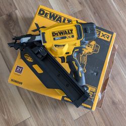 DeWalt 20v XR Framing Nailer 