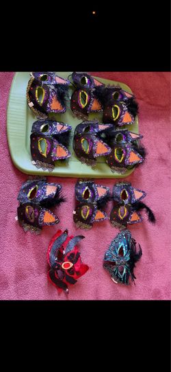 Máscaras para un evento de halloween 🎃 muy bonitas precio por todas
