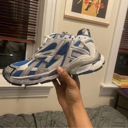 Balenciaga Runner Size 43