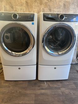 Electrolux washer snd dryer laundry