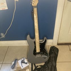 Donner electric guitar with amp