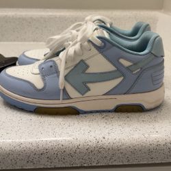 Off -White Out Of office “light blue” 