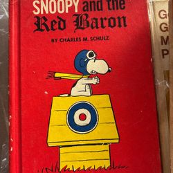 Snoopy and the Red Baron by Charles M. Schulz 1966 Hardcover USED