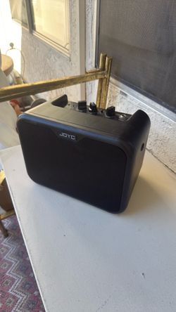 MOVING SALE - Joyo amp/speaker