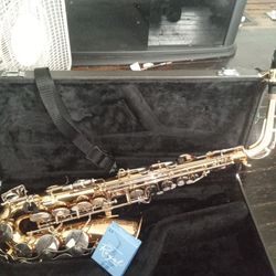 Yamaha Saxophone 