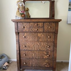 Antique Oak Chest of Drawers 