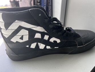 Men’s 11.5 VANS high tops 