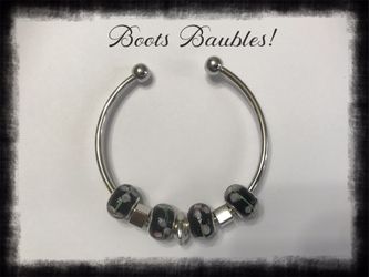 Black flower European charm bracelet