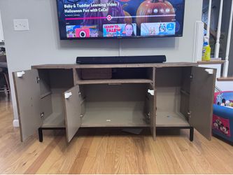 Tv console