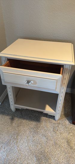 Night stand