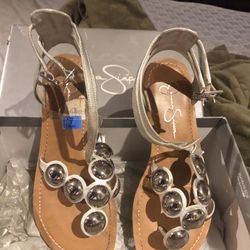 Beautiful Sandals Size 7