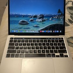 MacBook Pro 13 Inch 2020 500 GB