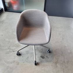 Muuto office Chairs