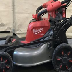 MILWAUKEE M18 FUEL BRUSHLESS SELF PROPELLED LAWN MOWER TOOL ONLY NEW