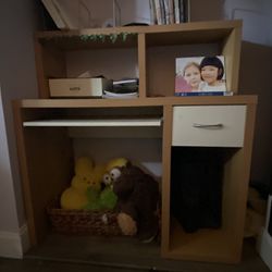 Kids’ Desk with Shelves 