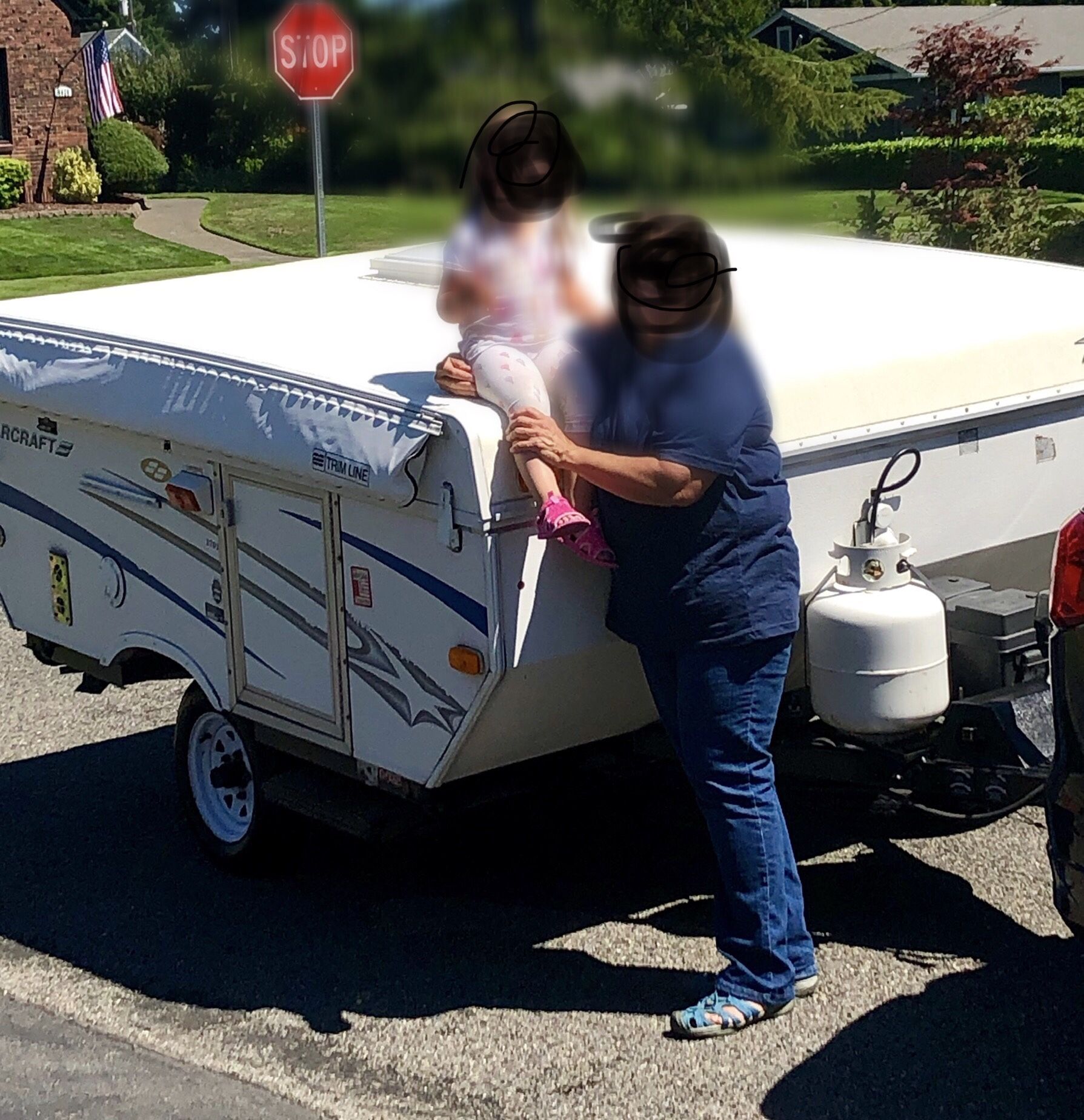 2007 Starcraft M1701 lightweight pop up camper trailer with electric