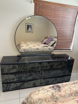 Vintage 90s Dresser With Mirror 
