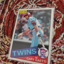 Minnesota Twins Gary Gaetti 1985 Topps O-Pee Chee 1985 Topps Baseball Cards 