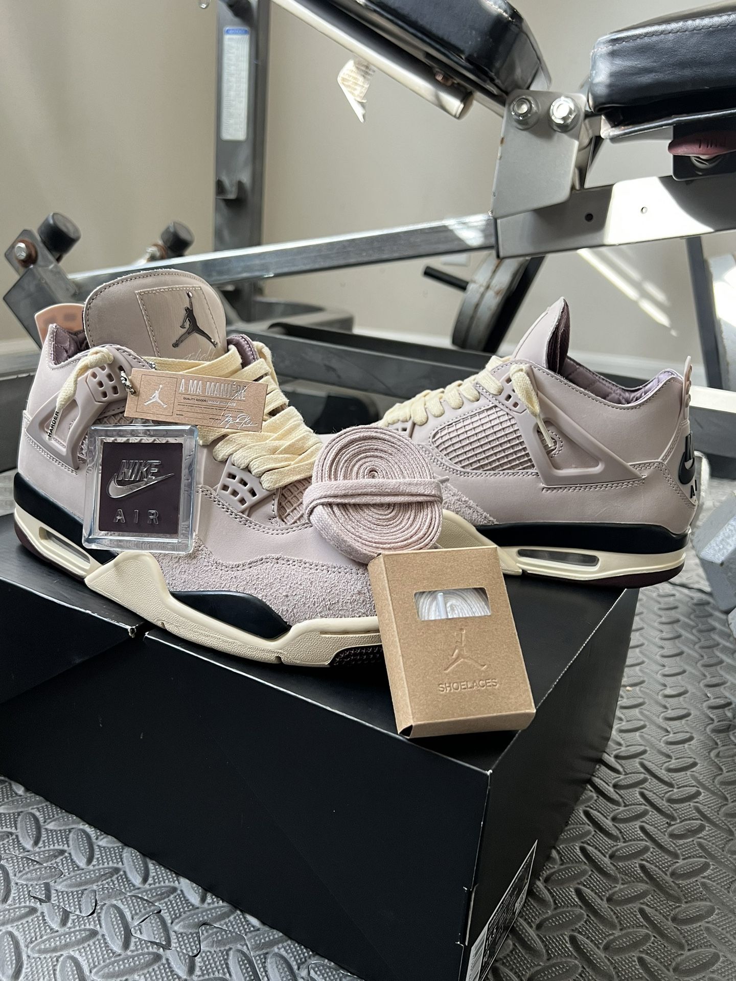 Jordan 4s 