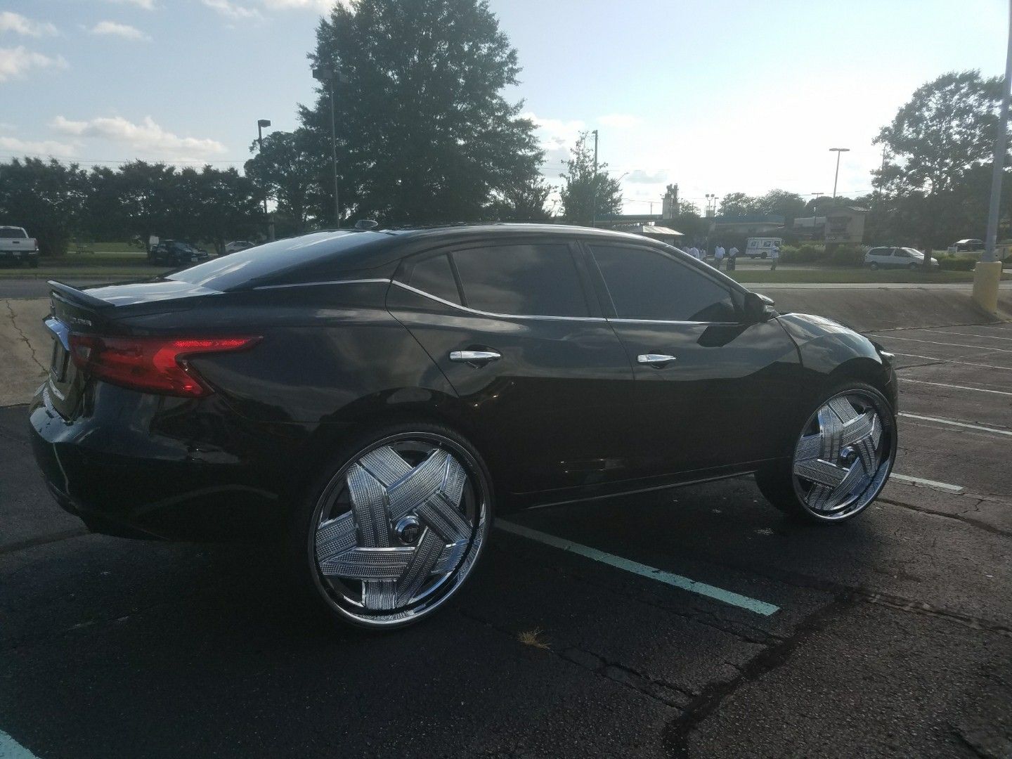 Lift kits.. Squatin.. Whatever