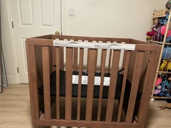 Mini Crib
