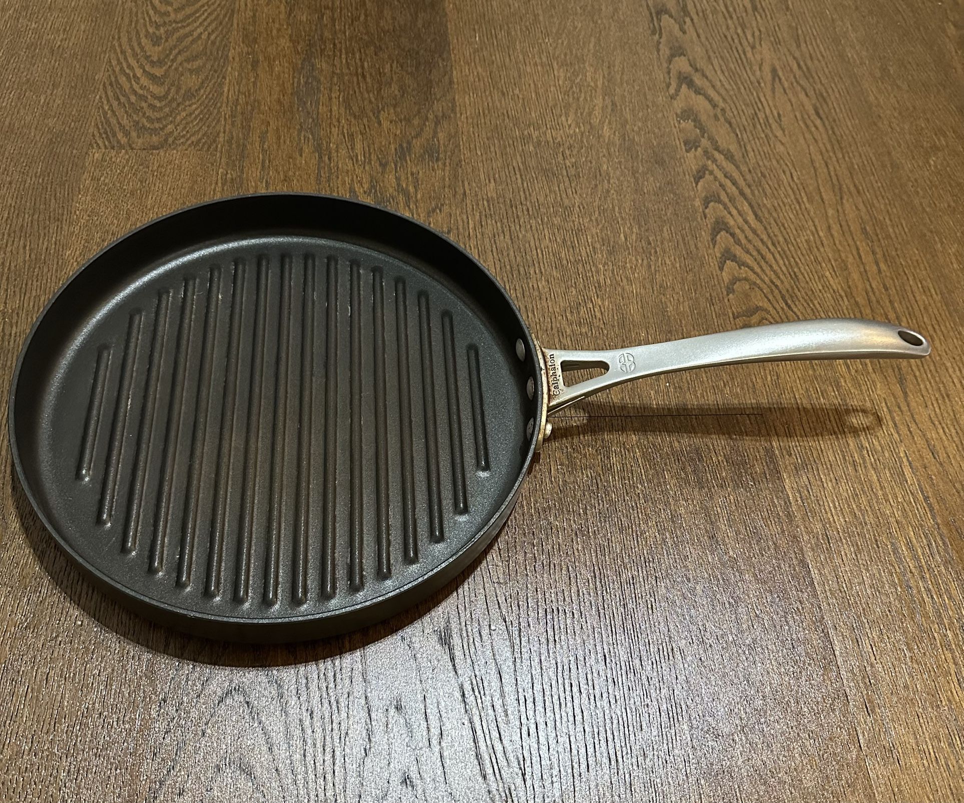 12" Calphalon Round Grill Pan