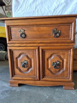 Vintage solid wood cabinet / bedside table. $45.00. OBO.