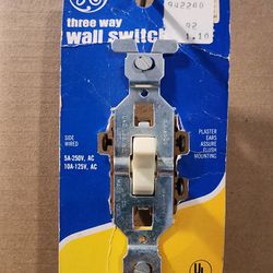GE Three Way Wall Switch 5A-250v, AC, 20A-125V, AC (GE 5013)