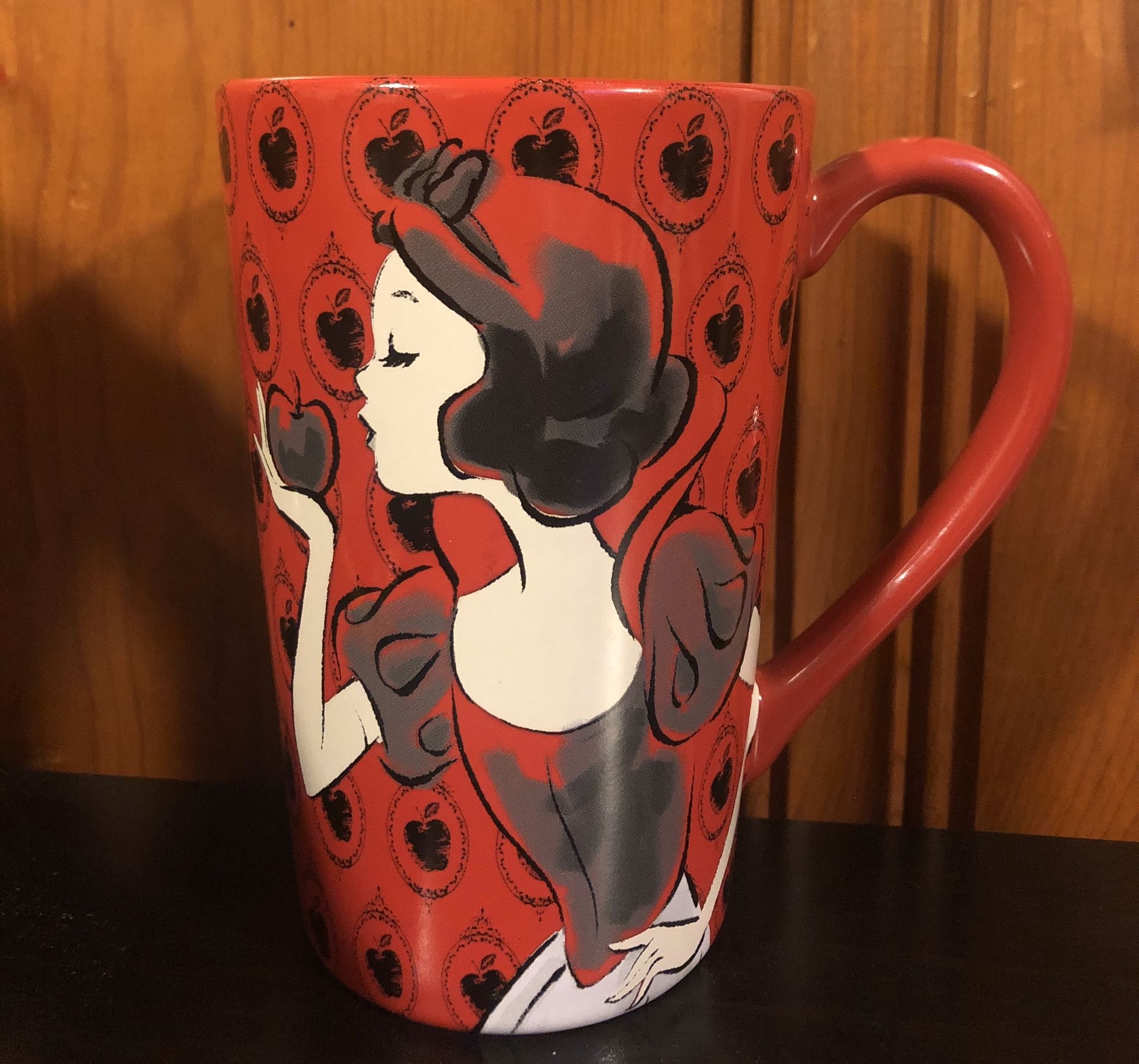 Disney collectibles/ Snow White / cup